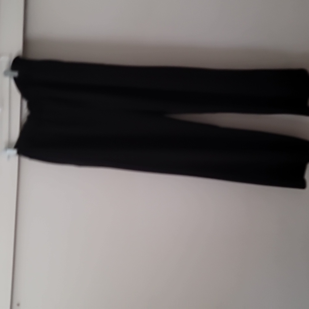 Size xlarge dress pants from Lark+Grey